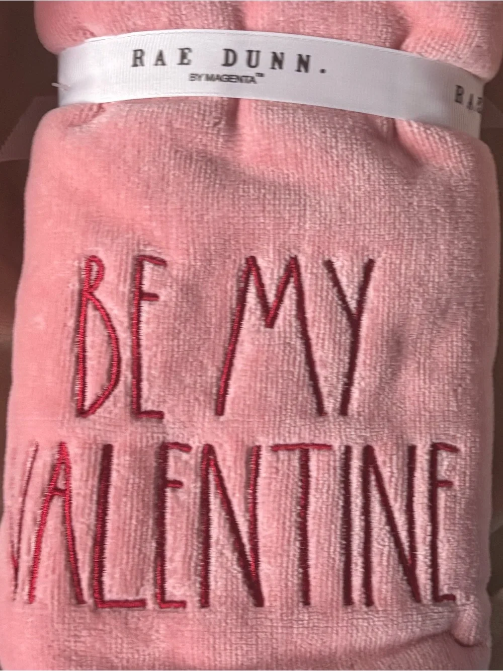 NWT Rae Dunn “Be My Valentine” Hand Towels Set of 2 | Pink Embroidered 16x30